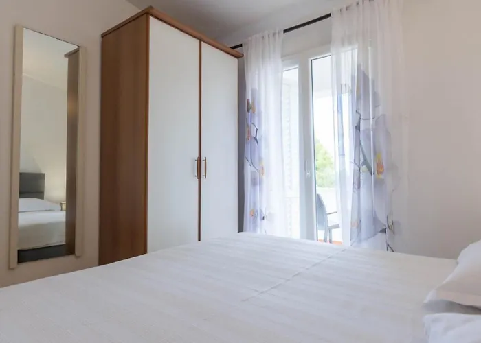 Sea Breeze - House On The