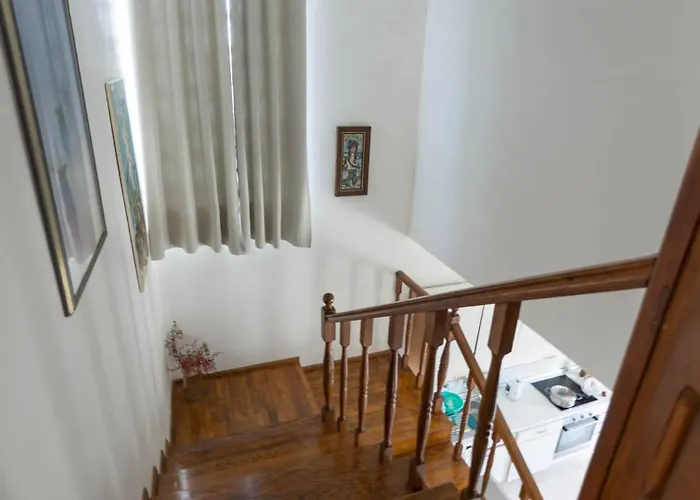 Sea Breeze - House On The בית נופש *